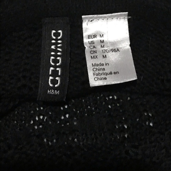 H&M Soft Deep V- Off Black Knit Sweater - Picture 4 of 5